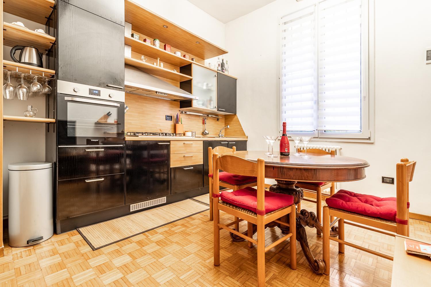 Spacious Apt With Kitchenette, Near Piazza Maggiore Bolonia Zewnętrze zdjęcie