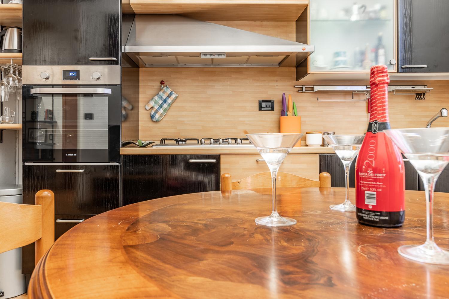 Spacious Apt With Kitchenette, Near Piazza Maggiore Bolonia Zewnętrze zdjęcie